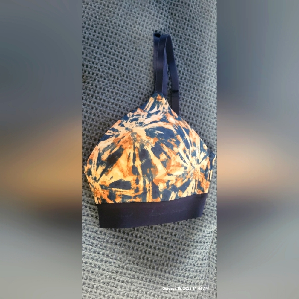 PinkVS everywhere Bra 36DD